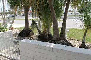 9665 Mainlands Blvd W, Pinellas Park, FL 33782 - Photo 35