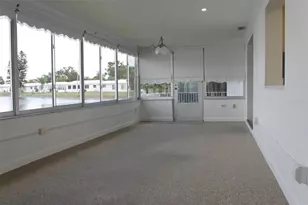 9665 Mainlands Blvd W, Pinellas Park, FL 33782 - Photo 19