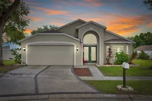 420 Sangria Dr, Valrico, FL 33594 - Photo 1