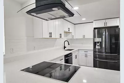 9526 Eastfield Road, Thonotosassa, FL 33592 - Photo 15