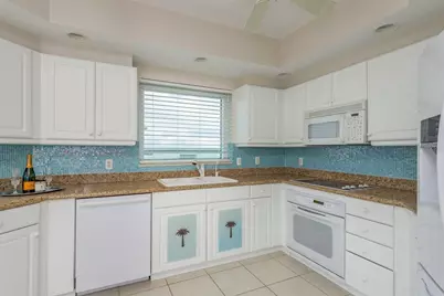 1170 NE Gulf Boulevard N #1506, Clearwater Beach, FL 33767 - Photo 13