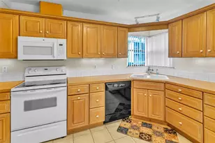 1200 Tarpon Woods Blvd, Palm Harbor, FL 34685 - Photo 21