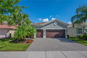 4948 Grand Banks Dr, Wimauma, FL 33598 - Photo 5