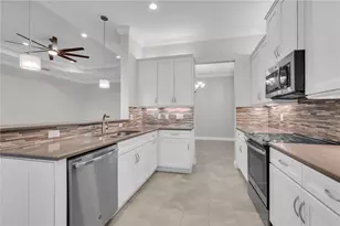 4948 Grand Banks Dr, Wimauma, FL 33598 - Photo 15