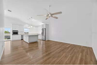 775 182nd Avenue E, Redington Shores, FL 33708 - Photo 21