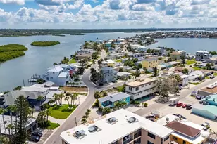 775 182nd Ave E, Redington Shores, FL 33708 - Photo 7