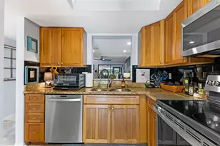 3165 Landmark Dr, Clearwater, FL 33761 - Photo 19