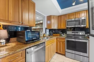 3165 Landmark Dr, Clearwater, FL 33761 - Photo 15