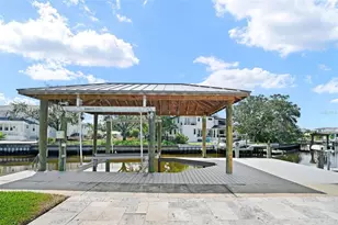 555 Suwanee Cir, Tampa, FL 33606 - Photo 63