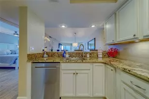 17980 Gulf Blvd, Redington Shores, FL 33708 - Photo 11