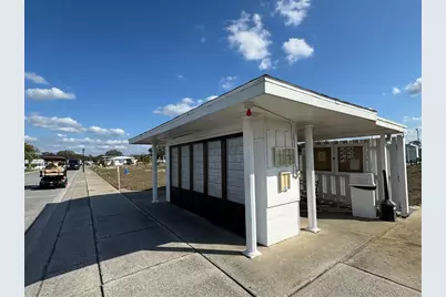4842 Bobby        Lot 198 Avenue #198, Zephyrhills, FL 33541 - Photo 17