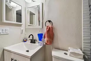 1799 N Highland Ave, Clearwater, FL 33755 - Photo 15