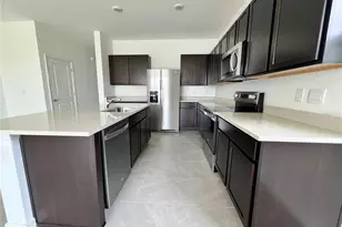 137 Mangrove Shade Cir, Apollo Beach, FL 33572 - Photo 5