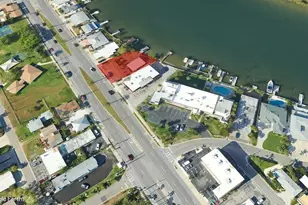 18207 Gulf Blvd, Redington Shores, FL 33708 - Photo 3