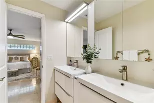 100 Bluff View Dr, Belleair Bluffs, FL 33770 - Photo 37