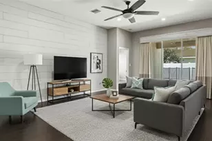 18112 Fall Creek Dr, Lutz, FL 33558 - Photo 5