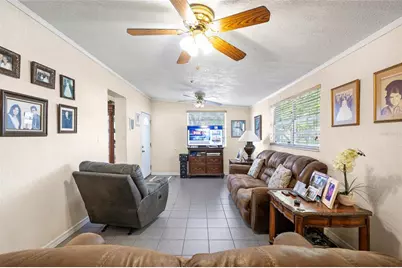 4417 W Paris Street, Tampa, FL 33614 - Photo 11