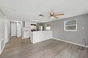 605 S S Disston Ave, Tarpon Springs, FL 34689 - Photo 37