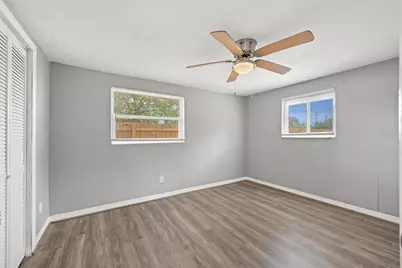 605 S S Disston Ave, Tarpon Springs, FL 34689 - Photo 35