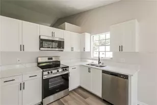 7725 Balharbour Dr, New Port Richey, FL 34653 - Photo 9