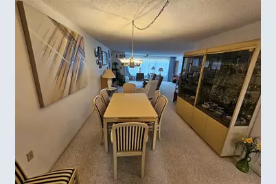 2960 59th Street S #204, Gulfport, FL 33707 - Photo 5