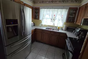 5490 Dr Martin Luther King Jr Street S, Saint Petersburg, FL 33705 - Photo 9