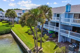 12134 Capri Cir S, Treasure Island, FL 33706 - Photo 35