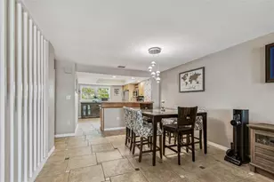 12134 Capri Cir S, Treasure Island, FL 33706 - Photo 9