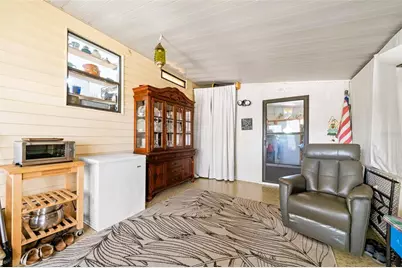 35057 McCulloughs Leap, Zephyrhills, FL 33541 - Photo 21