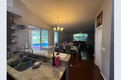 2601 Villa Dr, Valrico, FL 33596 - Photo 9