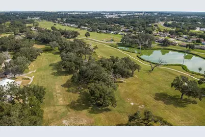 6156 Bradford Woods Drive, Zephyrhills, FL 33542 - Photo 37