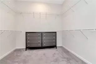 6156 Bradford Woods Dr, Zephyrhills, FL 33542 - Photo 19