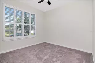 6156 Bradford Woods Dr, Zephyrhills, FL 33542 - Photo 15