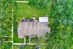 2728 Bentley Dr, Palm Harbor, FL 34684 - Photo 49