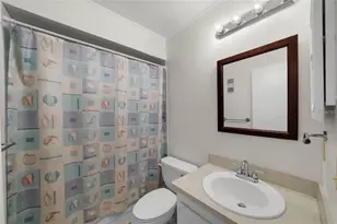 2679 Sabal Springs Cir, Clearwater, FL 33761 - Photo 21