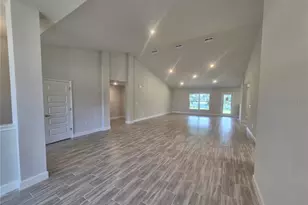 37107 Hidden View, Dade City, FL 33523 - Photo 9