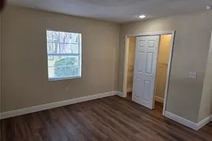 9004 Tudor Dr, Tampa, FL 33615 - Photo 13