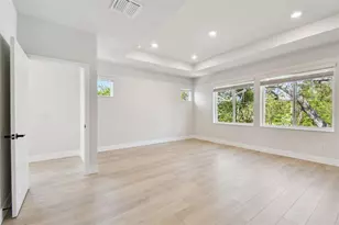 8056 33rd Ave N, Saint Petersburg, FL 33710 - Photo 19