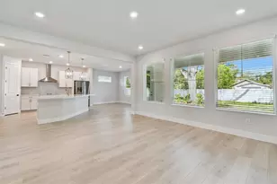 8056 33rd Ave N, Saint Petersburg, FL 33710 - Photo 17