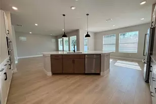 8056 33rd Ave N, Saint Petersburg, FL 33710 - Photo 7