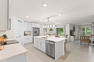 6476 Melacano Ave, Spring Hill, FL 34608 - Photo 9