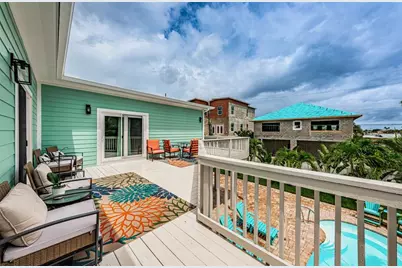 16109 3rd Street E, Redington Beach, FL 33708 - Photo 21