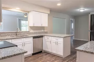 3005 S Kings Ave, Brandon, FL 33511 - Photo 7