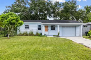924 55th St S, Gulfport, FL 33707 - Photo 1