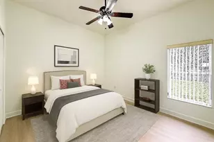 1032 Legends Pass Dr, Valrico, FL 33594 - Photo 15