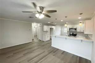 1835 Nevada Ave NE, Saint Petersburg, FL 33703 - Photo 5