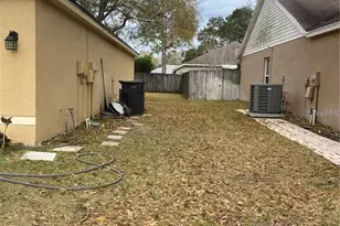 14821 Redcliff Dr, Tampa, FL 33625 - Photo 5