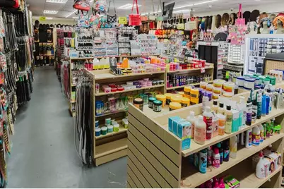 1326 Dr Martin Luther King Jr Street S, Saint Petersburg, FL 33701 - Photo 15