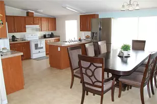 13127 Star Rd, Brooksville, FL 34613 - Photo 9