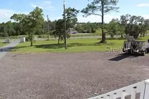 13127 Star Rd, Brooksville, FL 34613 - Photo 11